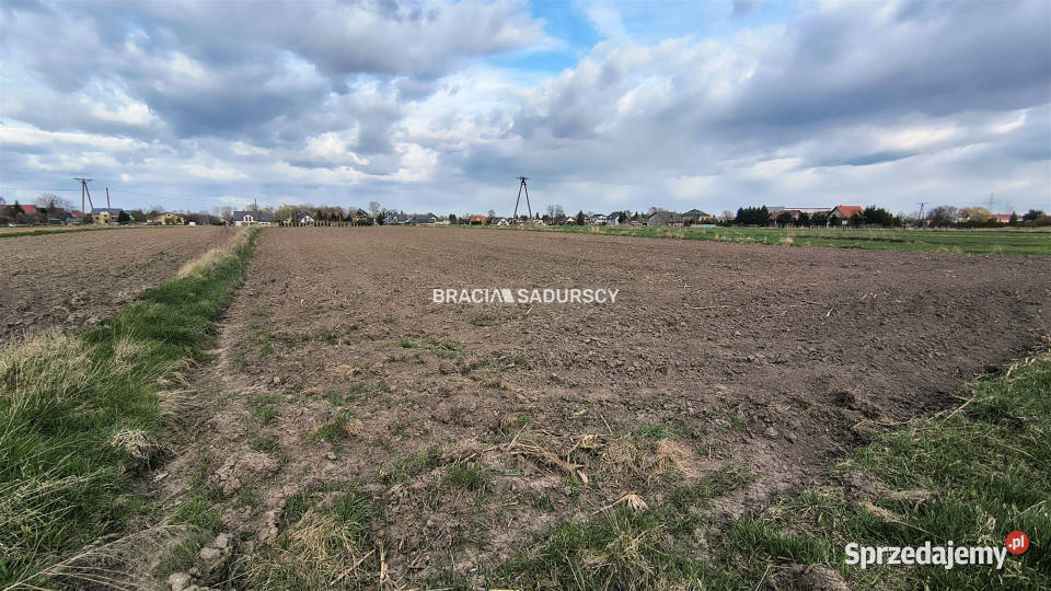 Grunt Kraków Wadowska 897 metrów