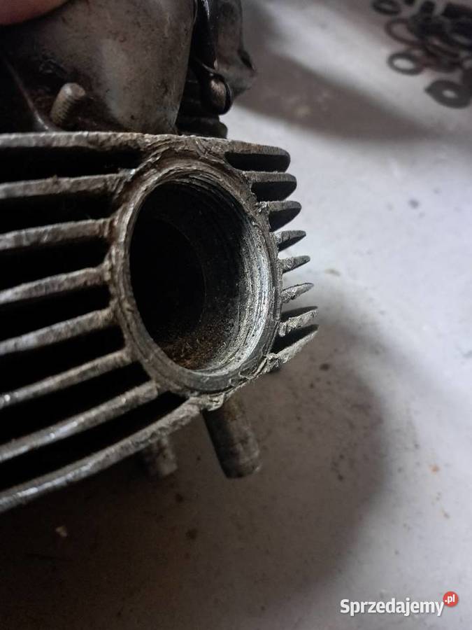 Junak M10 glowica kompletna Części i akcesoria motocyklowe