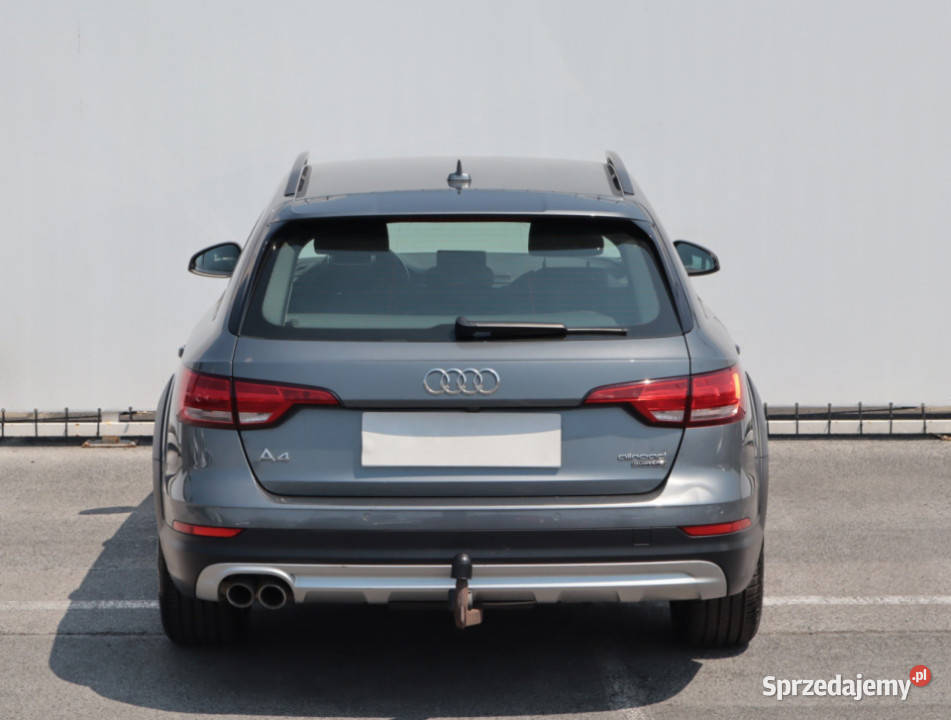 Audi A4 Allroad 20 TDI szary