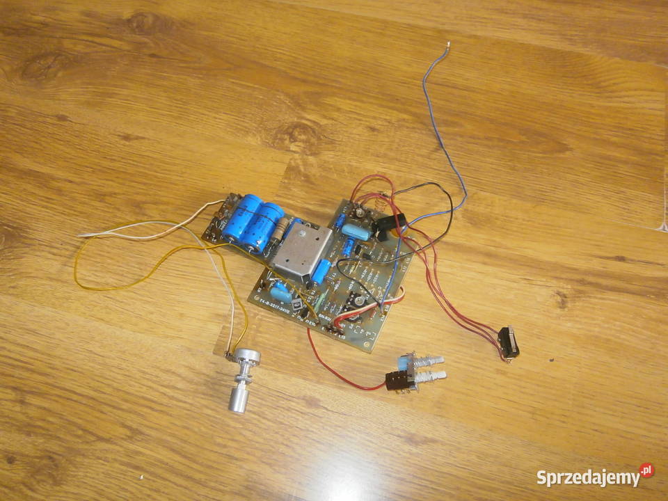 Gramofon UNITRA FONICA G 8010 elektronika