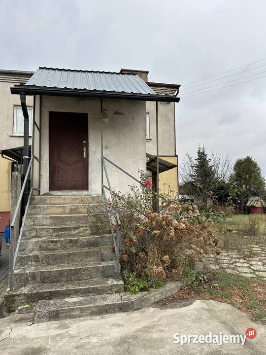 Sprzedam mieszkanie w domu i kawałek działki Fasty