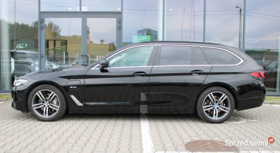 BMW SERIA 5 2022r FVAT23 Hak Kamera CarPlay sprzedam