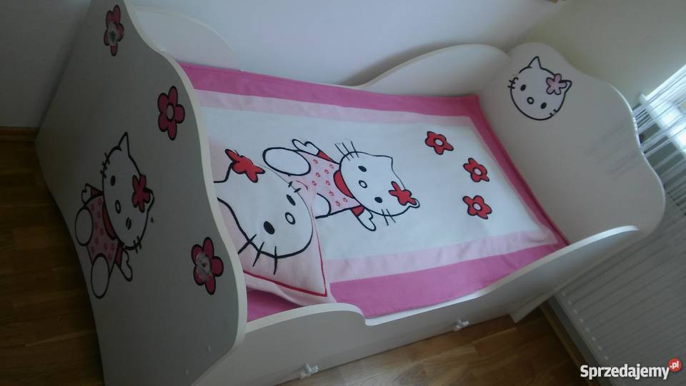 Łóżko drewniane Hello Kitty biały Łóżka, wersalki i sofy Gdynia