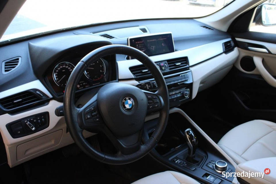 BMW X1 2022r Kamera Hak Tempomat Ele Fotel z Gdańsk sprzedam
