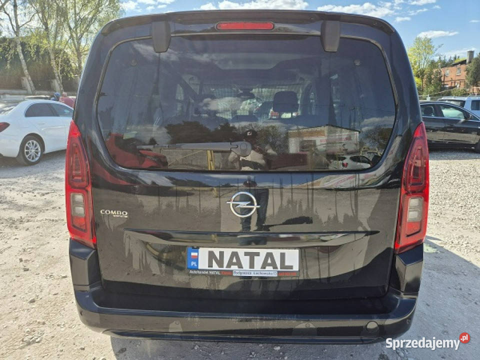 Opel Combo Life Najbogatsza wersja Kamery 360 przyciemniane szyby kujawsko-pomorskie Bydgoszcz sprzedam