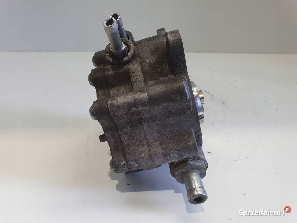 VW Passat B6 20 TDI POMPA WAKUM vacum 03G145209C Chełm
