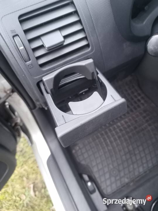 uchwyt do napojów toyota auris 1 mazowieckie Pionki