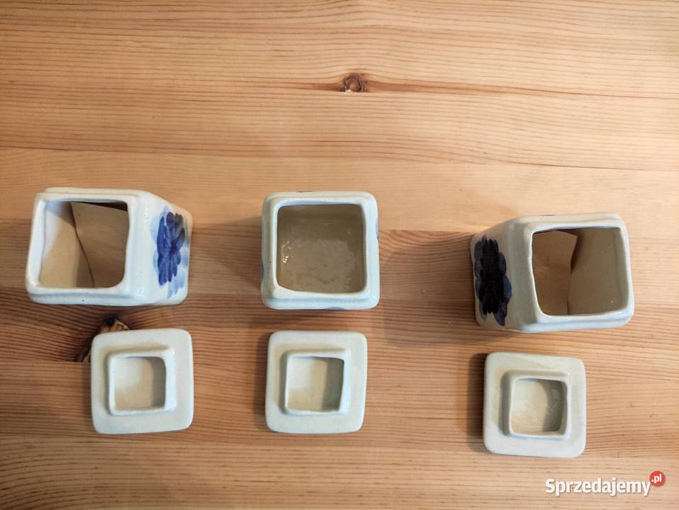 Fajans komplet pojemników na sólpieprzprzyprawy Porcelana i szkło Sosnowiec sprzedam