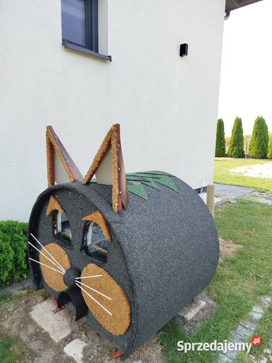 Buda domek zwierząt projektowana i robiona na
