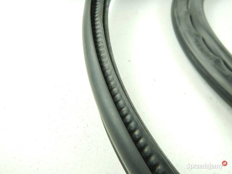 USZCZELKA SZYBY TYLNEJ FIAT PALIO 9702