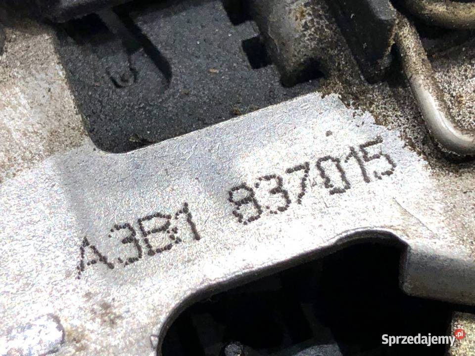 ZAMEK DRZWI LEWY PRZÓD VW GOLF IV Kombi