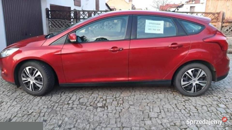Ford Focus 10 benzyna 125 2013r sprzedam