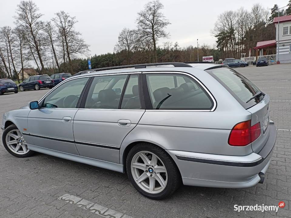 BMW E39 20 Benzyna 150 1999r nieuszkodzony Koło sprzedam