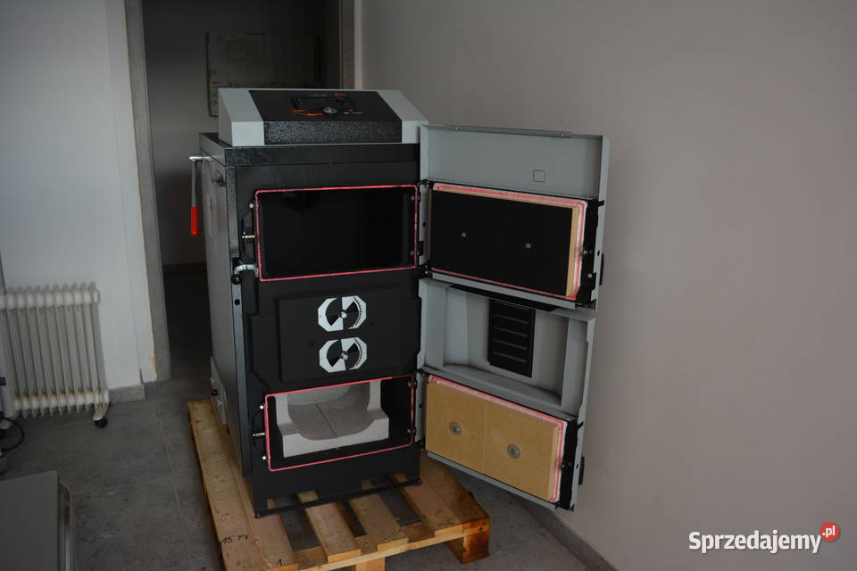 Kocioł co na drewno Attack DPX 15 kW klasa Tarnowskie Góry