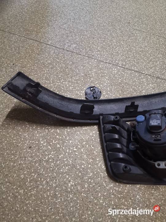 Opel Tigra II B 04 zaślepka halogenu halogen Karoseria Zamość