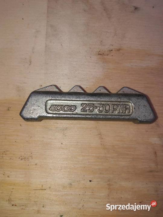 Ząb Esco Conical 18 TL Rok produkcji 2022