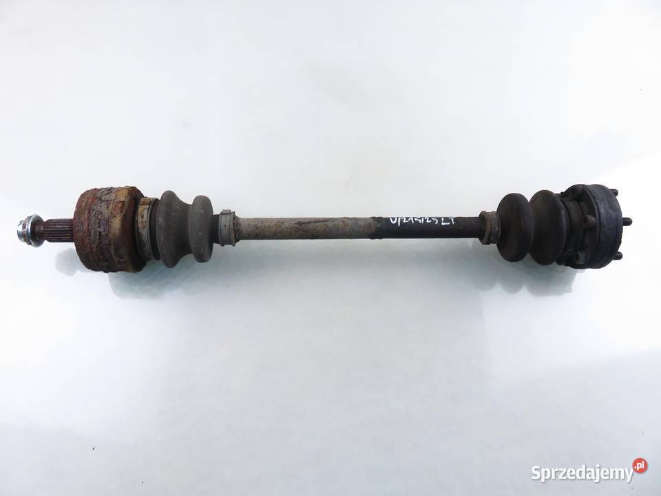 PÓŁOŚ LEWA TYLNA MERCEDESBENZ W124 200 D Półosie