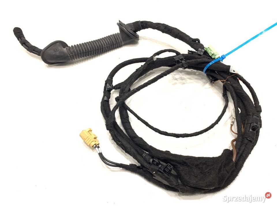 WIĄZKA KLAPY BAGAŻNIKA TYŁ AUDI A7 C8 20 265 osobowe