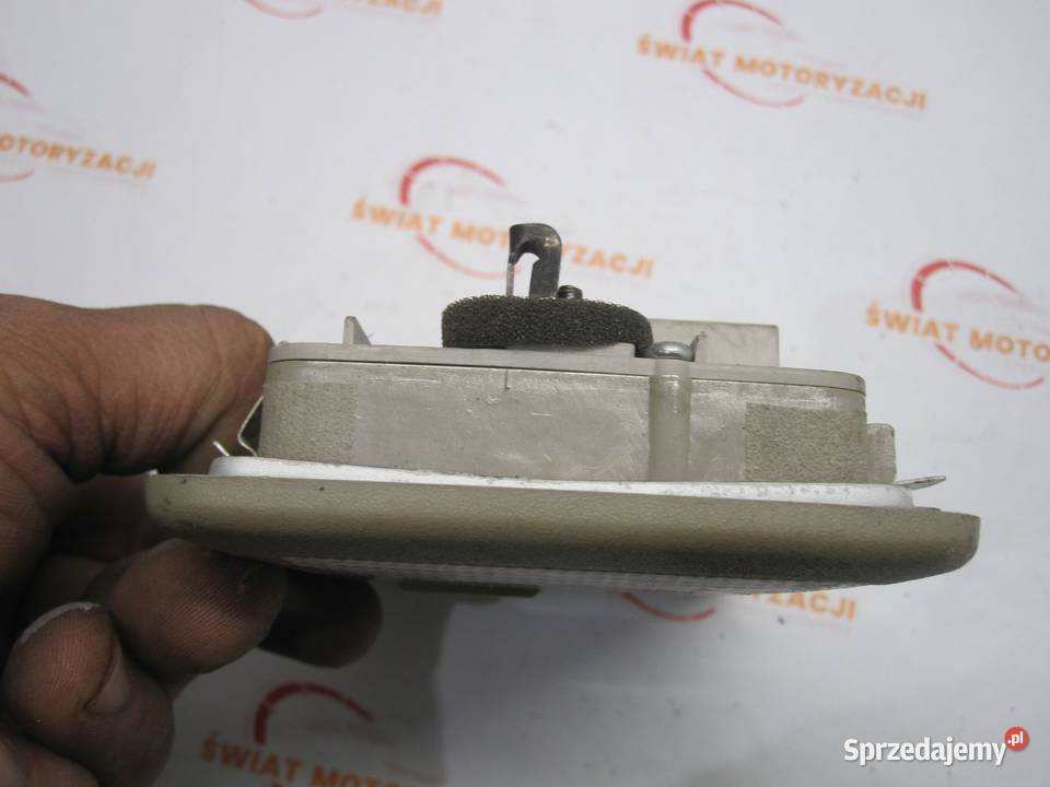 OPEL ANTARA 07r lampka podsufitki RTX109413 osobowe świętokrzyskie Kielce