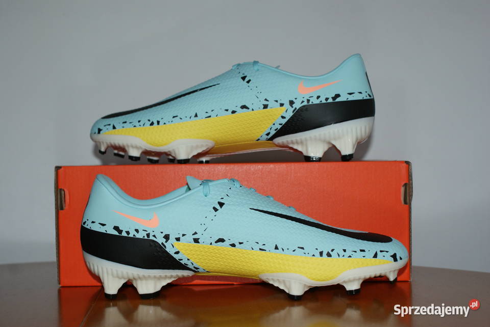 BUTY KORKI NIKE PHANTOM GT2 ACADEMY FGMG 43 Toruń