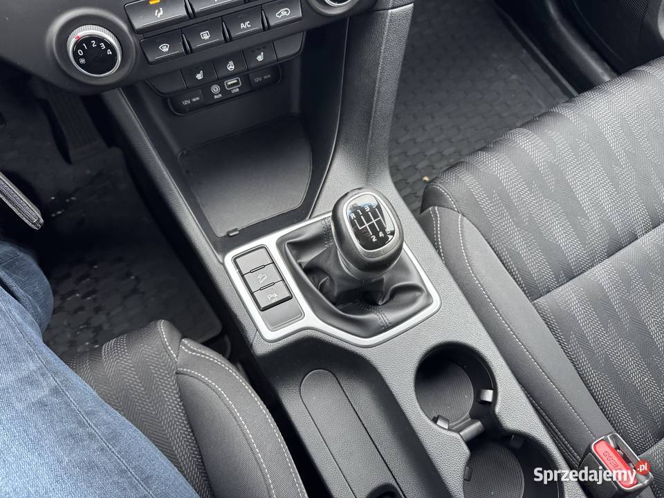 Kia Sportage 16 BENZYNA Klimatyzacja Nawigacja ogranicznik prędkości Konin sprzedam