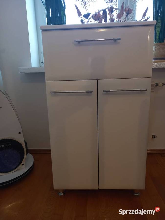 MEBLE ŁAZIENKOWE łódzkie Krośniewice