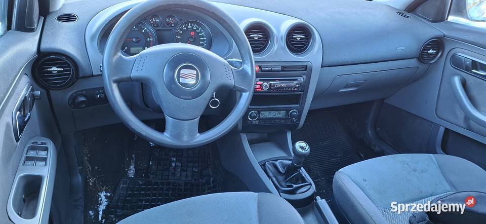 Seat Ibiza 19 TDI 2004 r hak klima ważne opłaty Ibiza pomorskie Chojnice