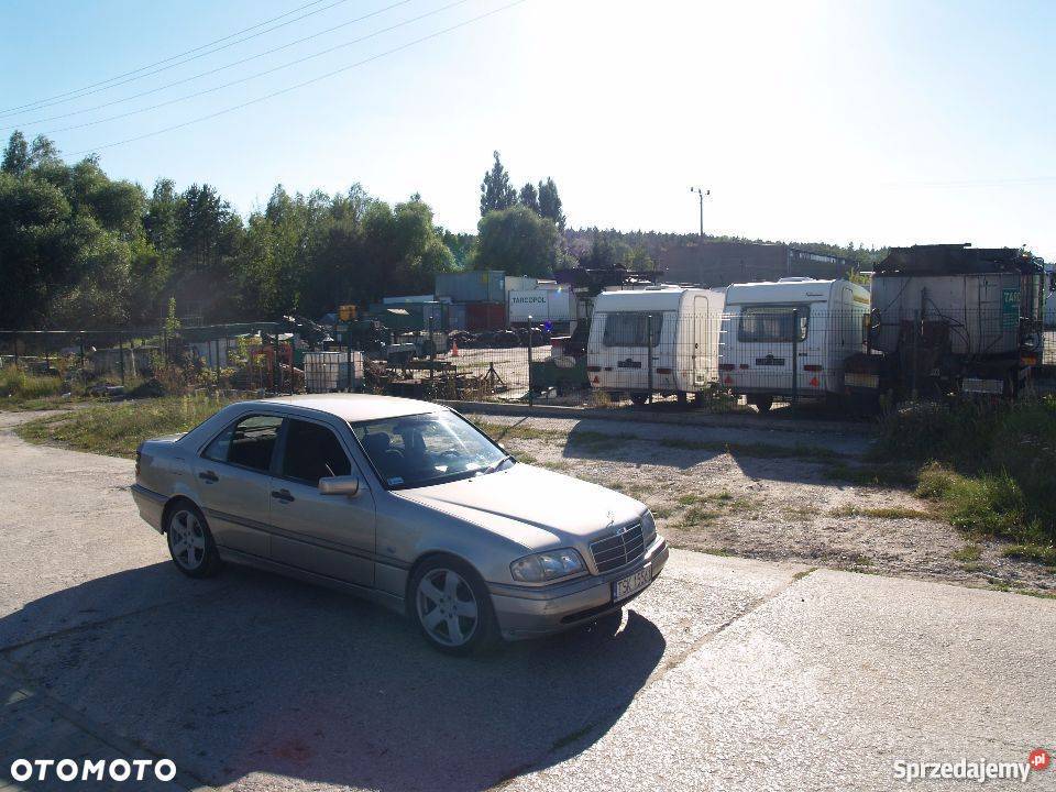 Sprzedam zamienie mercedes w202 radio Skarżysko Kościelne sprzedam