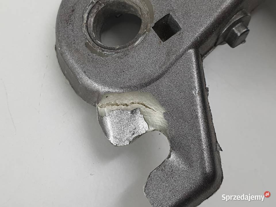 HONDA DEAUVILLE 700 UCHWYT PASAŻERA LEWY Janowice