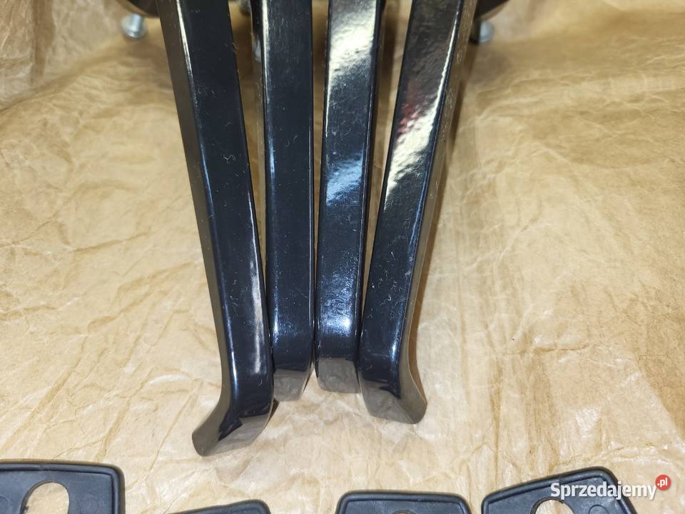 Wartburg 353 Nowe klamki drzwi komplet 4 sztuki Piaseczno sprzedam