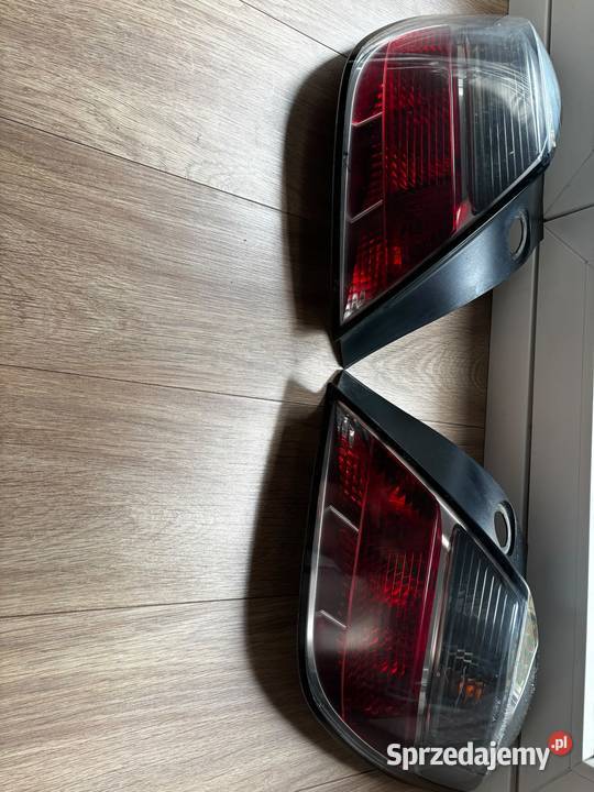 Astra H GTC lampy tył Leszno