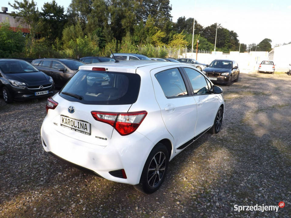 Toyota Yaris Toyota Yaris 15 Hybrid Team D III serwisowany w ASO pomorskie Słupsk