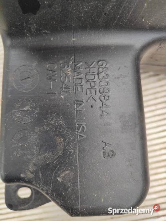 Zbiornik odzysku oleju z silnika 68309844AS Zielęcice