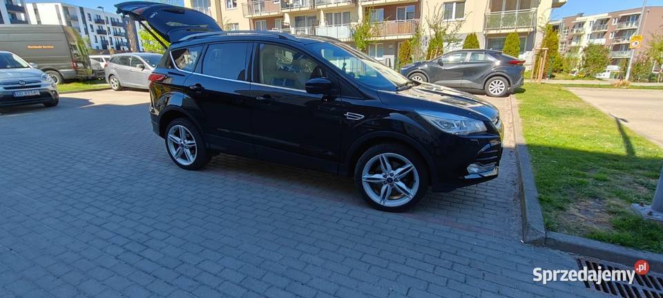Sprzedam Forda Kuga 2016r automat podgrzewane fotele sprzedam