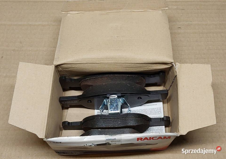 KLOCKI HAMULCOWE PRZÓD FIAT PUNTO LANCIA Y 840 Mielęcin