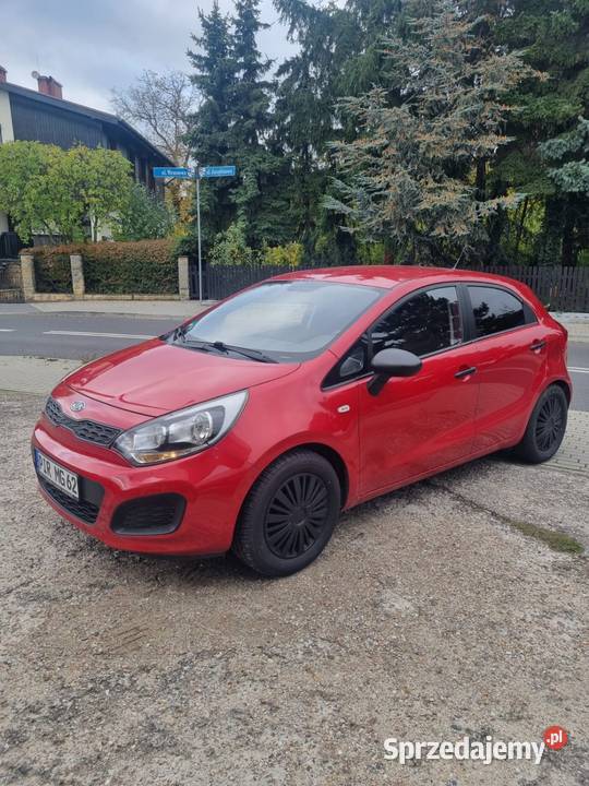 Kia Rio 2011 12 benzyna 85 sprzedam