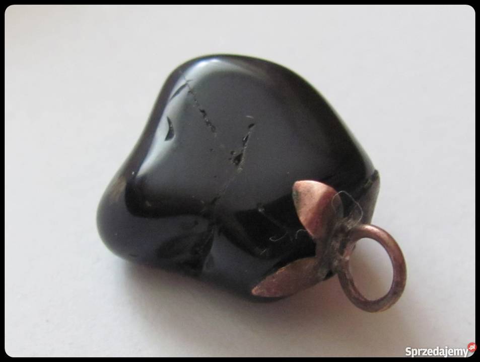 Wisiorek czarny kamień Płock