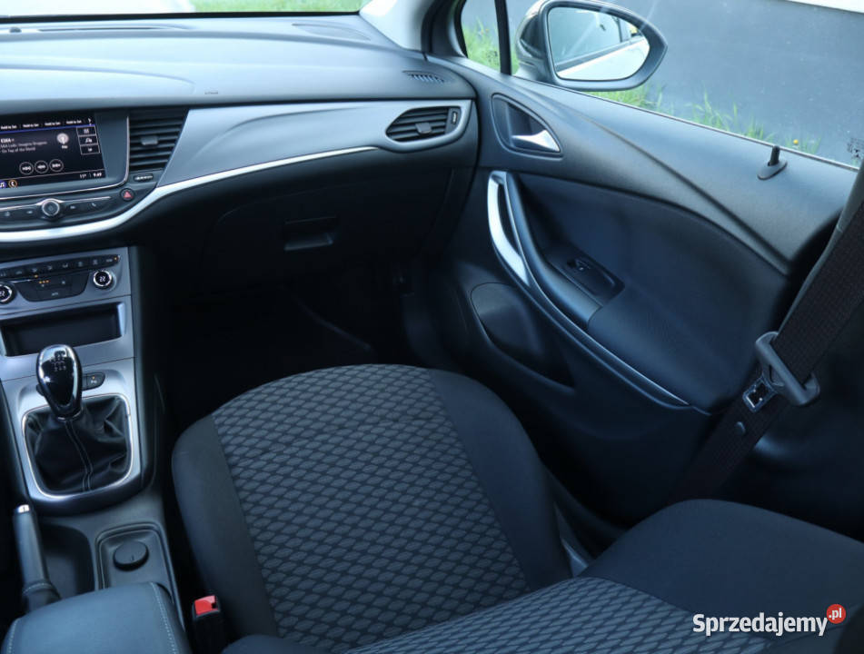 Opel Astra 12 Turbo nieuszkodzony Łódź