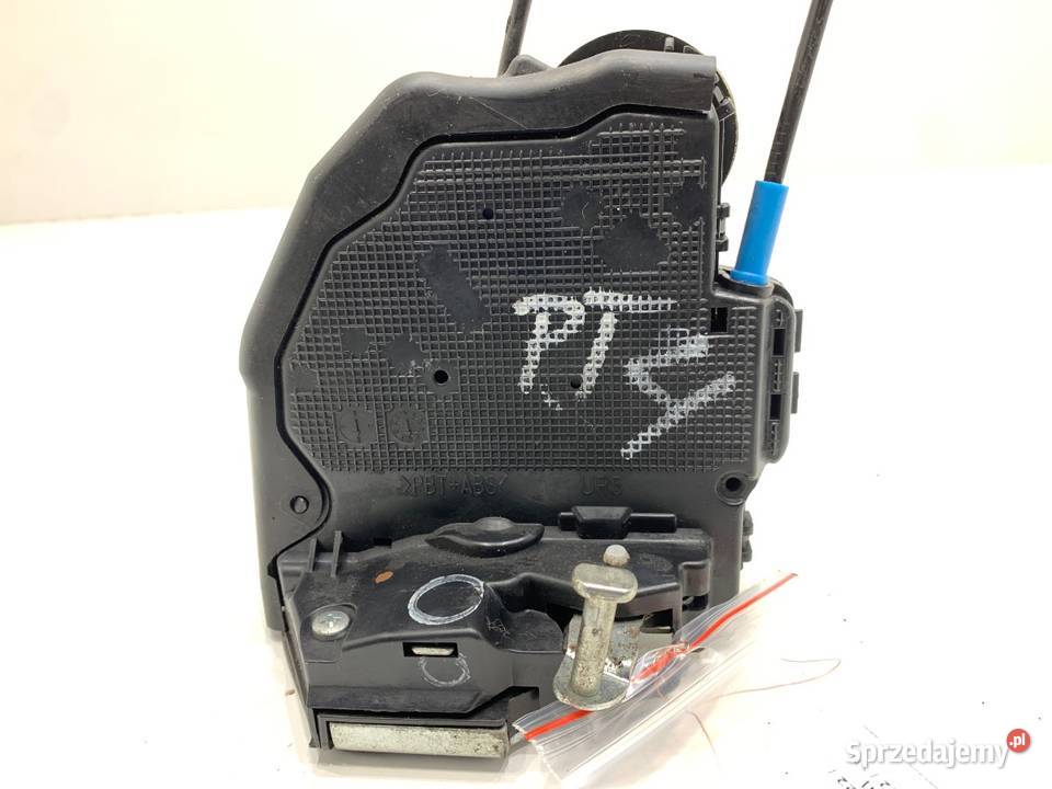 ZAMEK DRZWI PRAWY TYŁ TOYOTA COROLLA E21