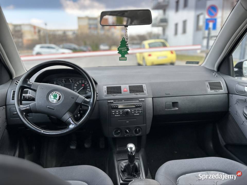 Skoda Fabia 19 Tdi HAK klima czujniki parkowania czarny Inowrocław