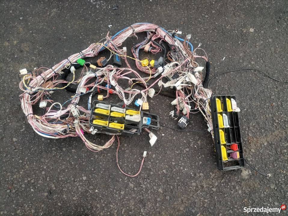 INSTALACJA WIĄZKA KABINY MAN TGL 12240 opolskie Rzędowice