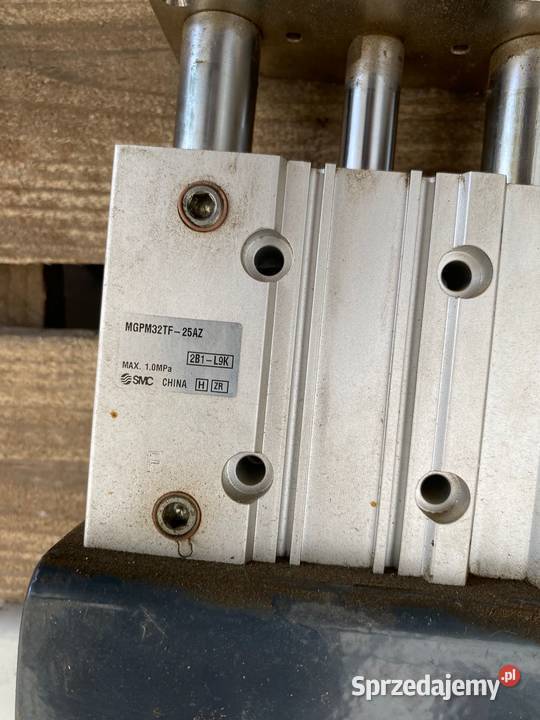 Siłownik z prowadnicami SMC MGPM32TF25AZ 32 skok Pałczyn