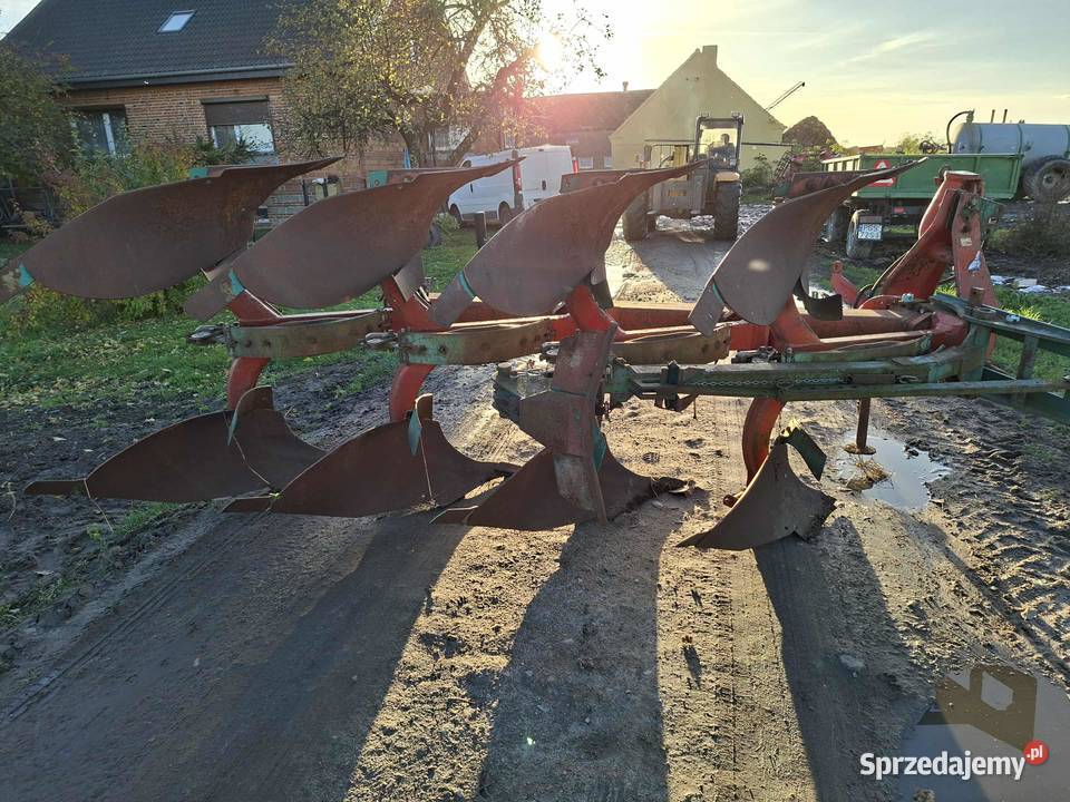 Plug kverneland 4 skibowy obrotowy resor