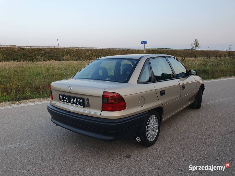 Opel Astra 14 94 drugi właściciel Astra Piekary Śląskie