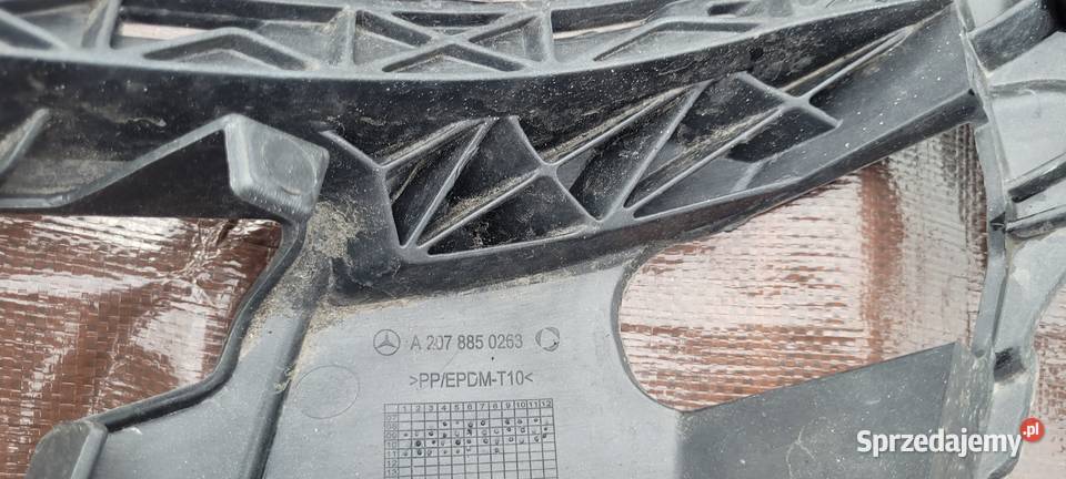 MERCEDES E COUPE W207 SLIZG ZDERZAKA PRZOD Ruda Śląska