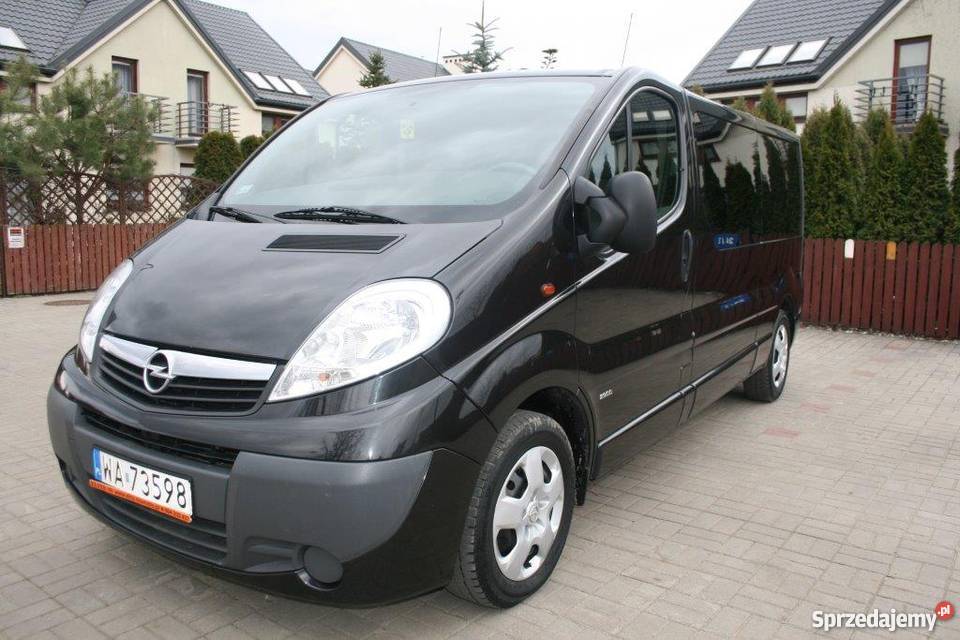 Opel Vivaro 20 6osobowy w stanie 115KM
