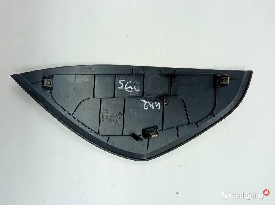 OSŁONA BOCZNA DESKI LEWA PRAWA KPL 31363696 Rok produkcji 2015