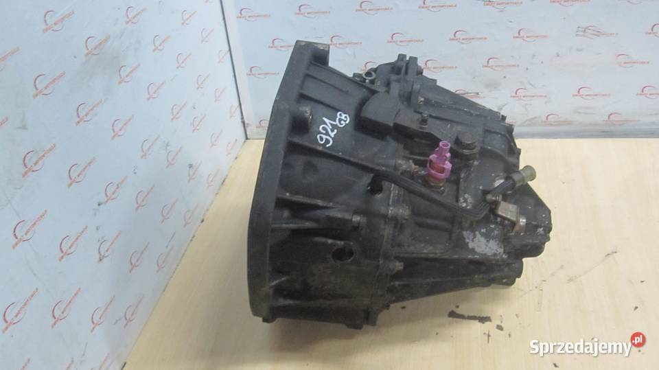 TRAFIC VIVARO 20 DCI M9R780 EURO4 167 08r osobowe Kielce
