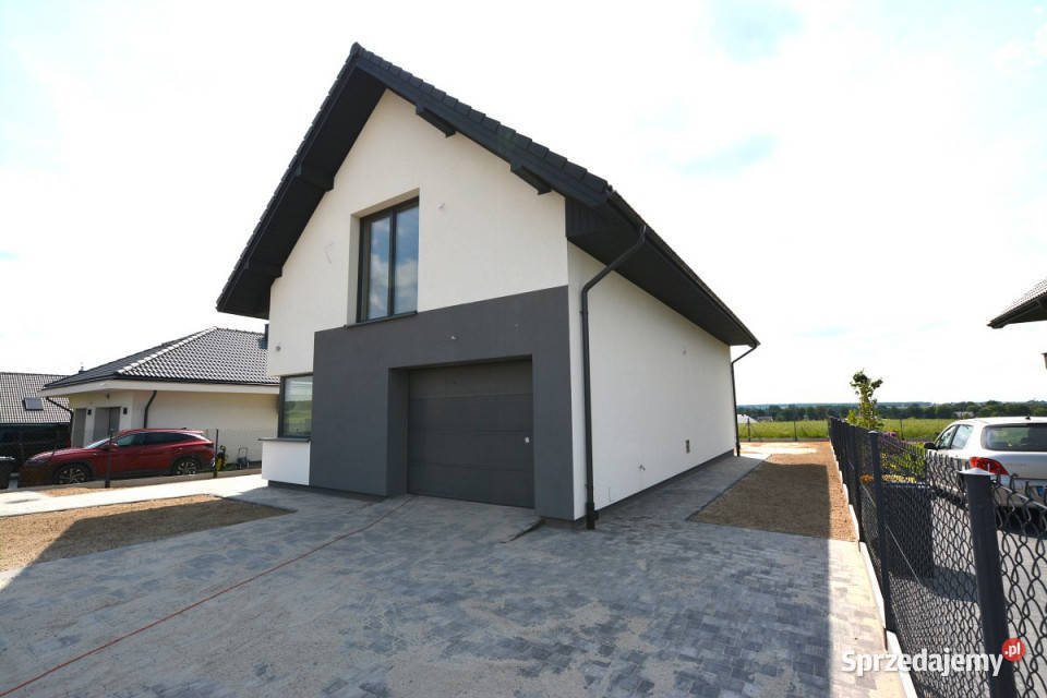 Dom wolnostojący Żabia Wola 16681m2