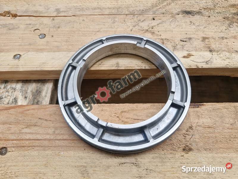 Tłok John Deere 6810 6910 Skrzynia biegów Byków sprzedam